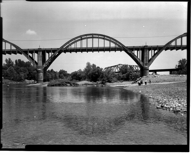 AR-15 Cotter Bridge (00702)_Page_05